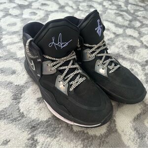 Nike Kyrie Infinity Basketball Shoes 6.5Y Like New
